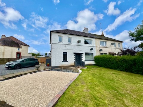 View Full Details for 11 Hallside Street, Howwood, Johnstone, Renfrewshire, PA9 1BE, UK