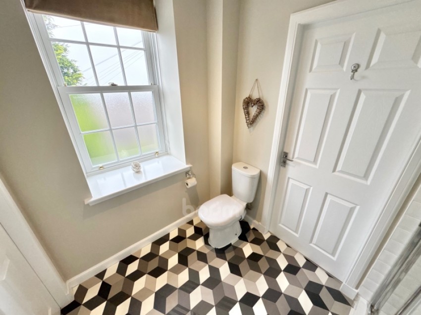Images for 29 Braehead, Beith, Ayrshire, KA15 1EF, UK