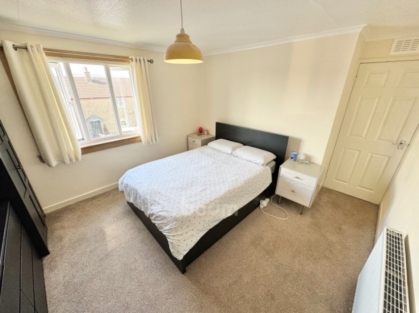 Images for 42 Blackthorn Avenue, Beith, Ayrshire, KA15 2AR, UK