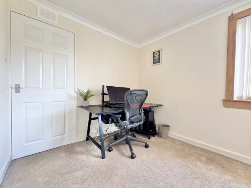 Images for 42 Blackthorn Avenue, Beith, Ayrshire, KA15 2AR, UK