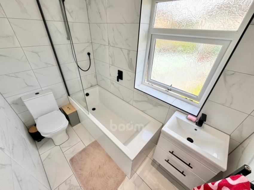 Images for 42 Blackthorn Avenue, Beith, Ayrshire, KA15 2AR, UK
