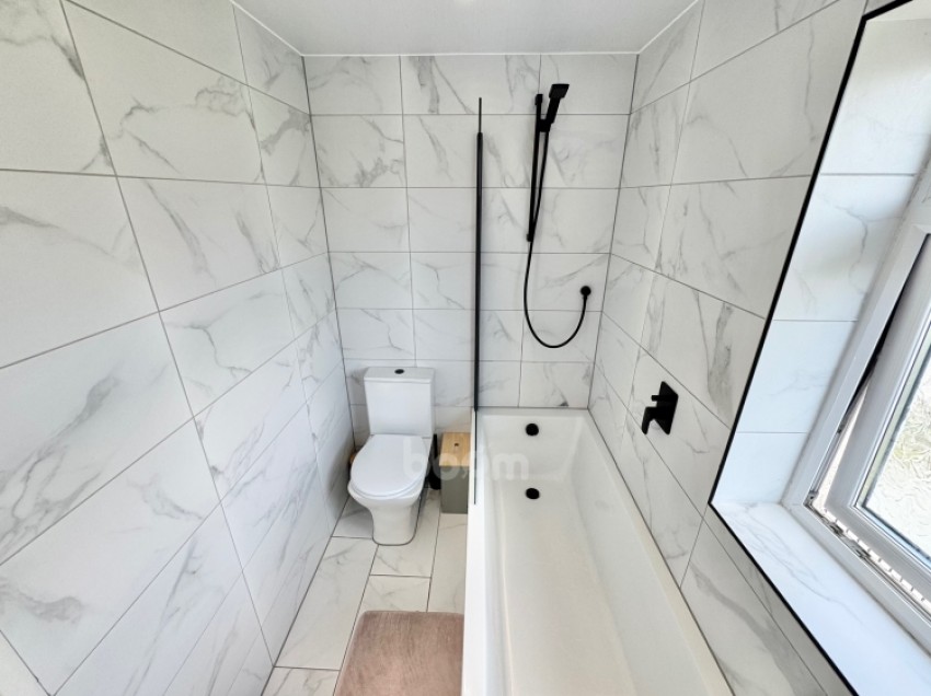 Images for 42 Blackthorn Avenue, Beith, Ayrshire, KA15 2AR, UK