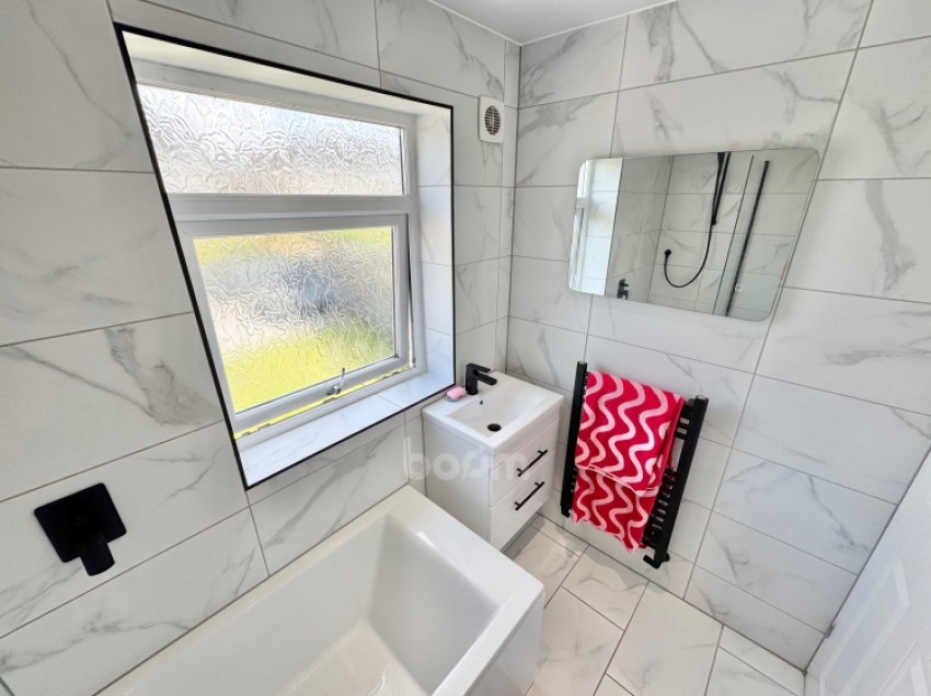 Images for 42 Blackthorn Avenue, Beith, Ayrshire, KA15 2AR, UK