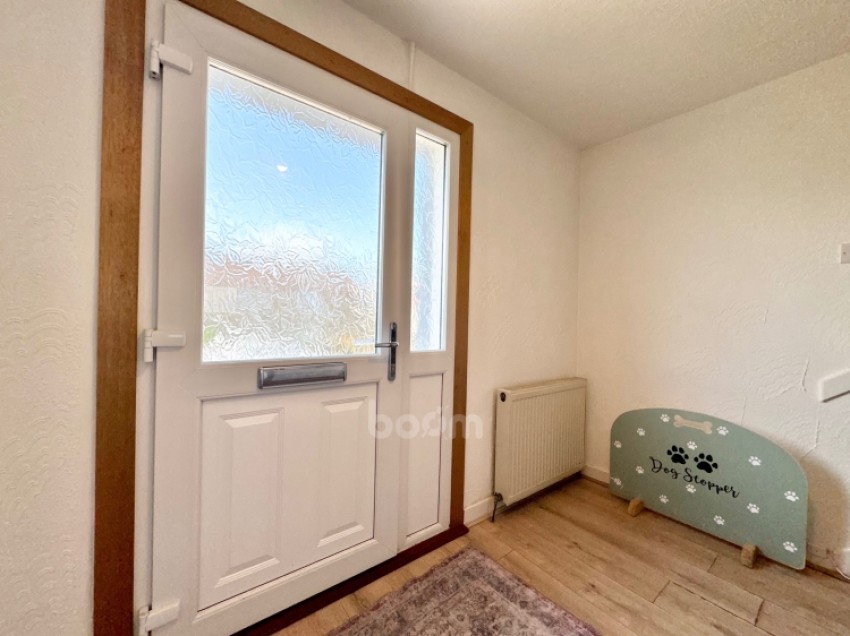 Images for 42 Blackthorn Avenue, Beith, Ayrshire, KA15 2AR, UK