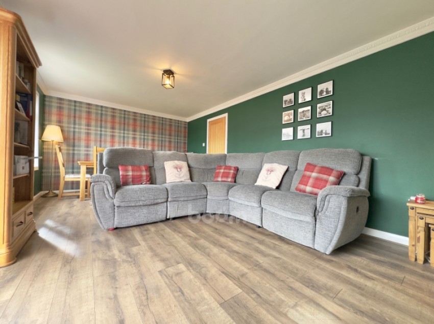 Images for 18 Maxwell Drive, Erskine, Renfrewshire, PA8 6BG, UK