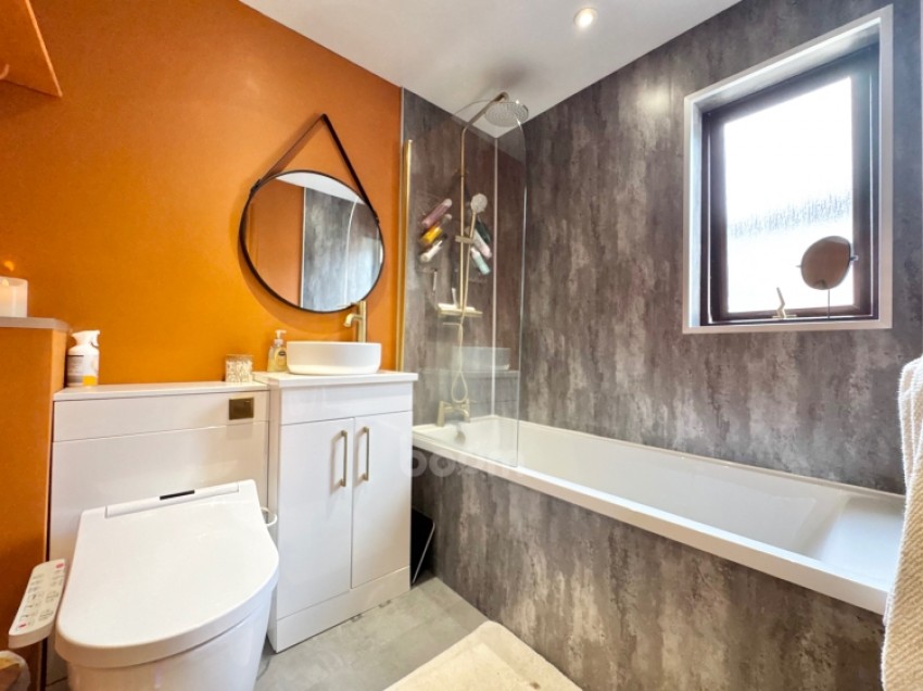 Images for 18 Maxwell Drive, Erskine, Renfrewshire, PA8 6BG, UK