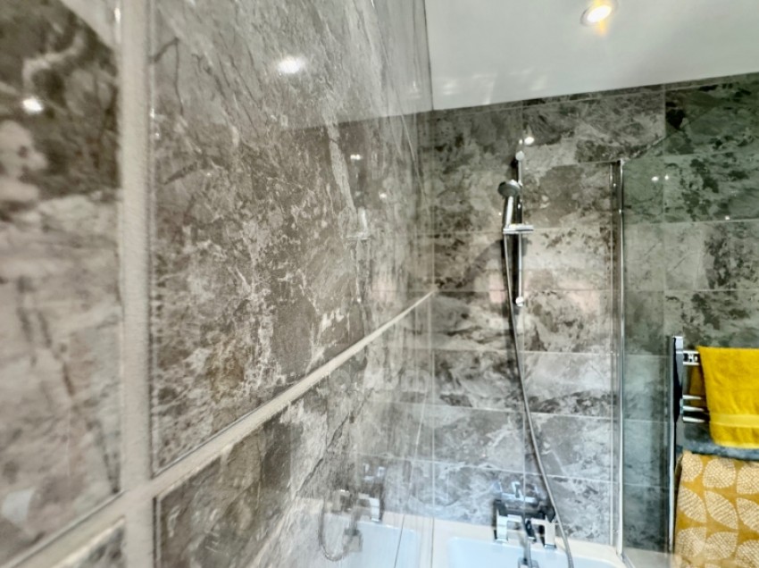 Images for 42 Crosslee Park, Crosslee, Johnstone, Renfrewshire, PA6 7BN, UK