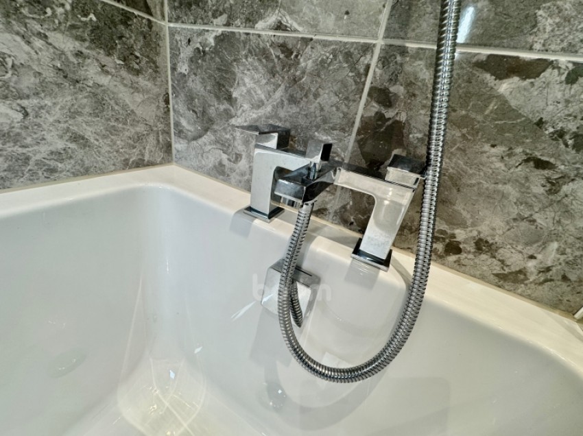 Images for 42 Crosslee Park, Crosslee, Johnstone, Renfrewshire, PA6 7BN, UK