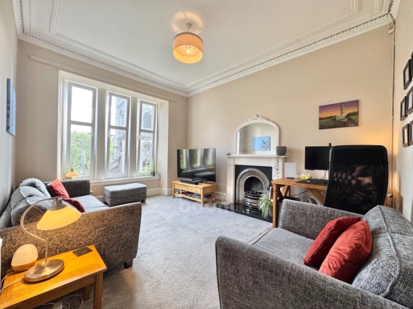 Images for Flat 3/2 49 Kilmailing Road, Glasgow, G44 5UH, UK