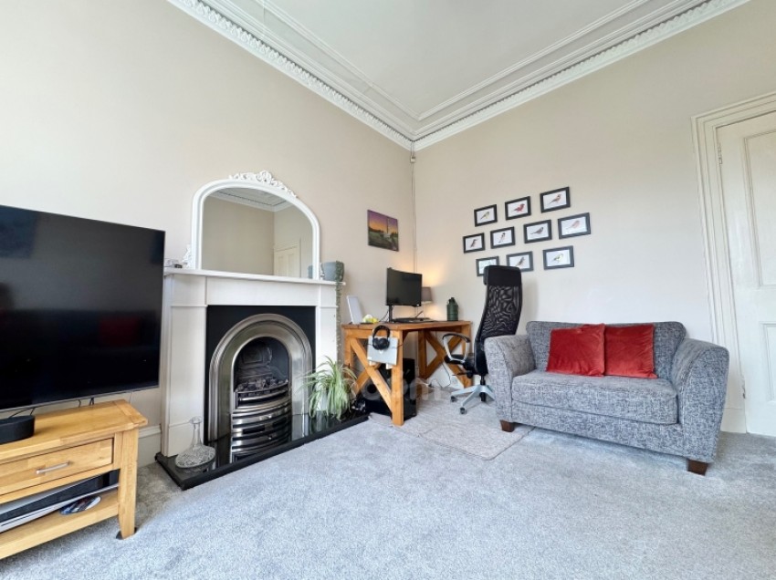 Images for Flat 3/2 49 Kilmailing Road, Glasgow, G44 5UH, UK