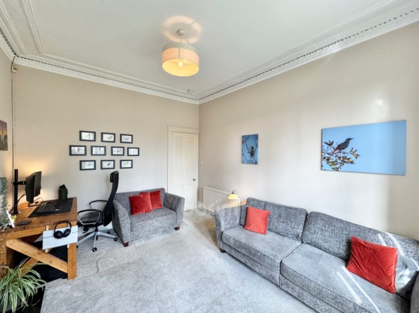 Images for Flat 3/2 49 Kilmailing Road, Glasgow, G44 5UH, UK