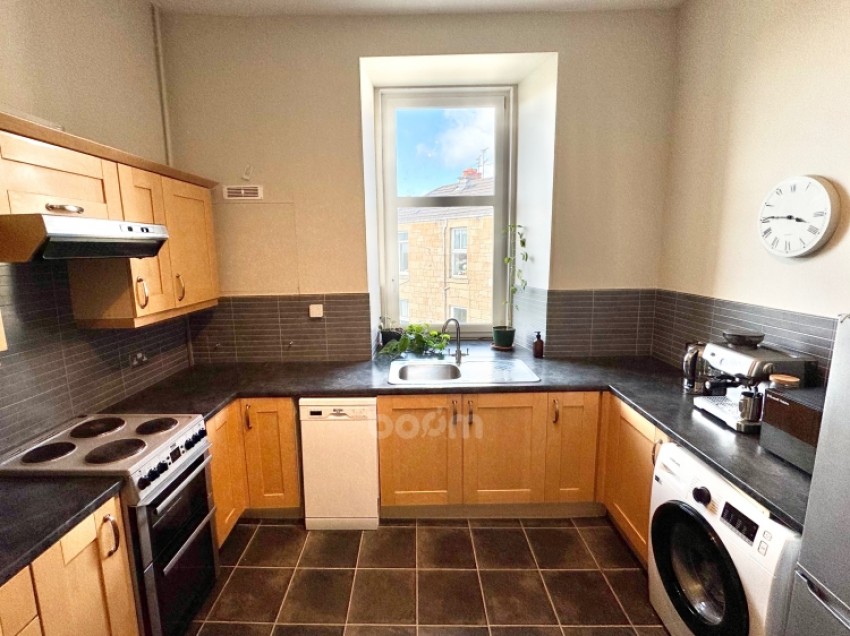 Images for Flat 3/2 49 Kilmailing Road, Glasgow, G44 5UH, UK