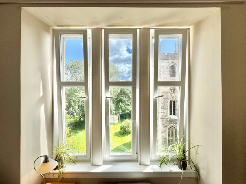 Images for Flat 3/2 49 Kilmailing Road, Glasgow, G44 5UH, UK