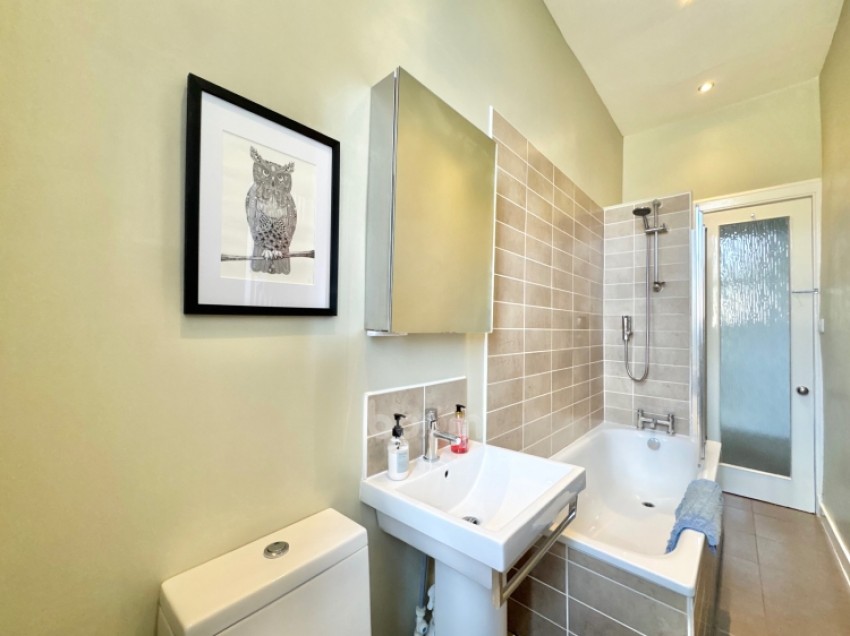 Images for Flat 3/2 49 Kilmailing Road, Glasgow, G44 5UH, UK