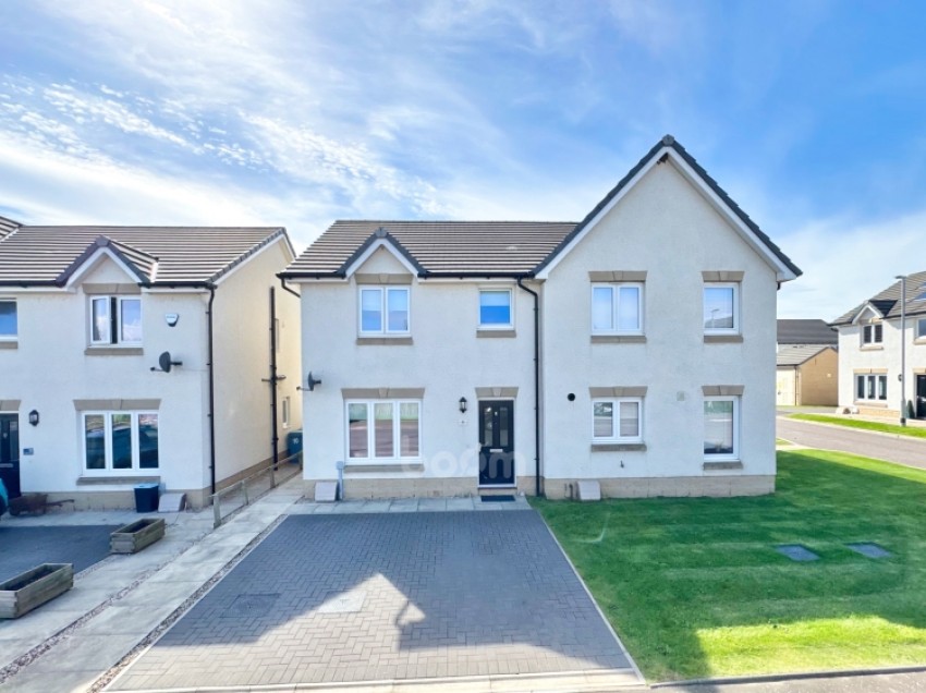 Images for 8 Longbow Place, Kilwinning, Ayrshire, KA13 7ES, UK