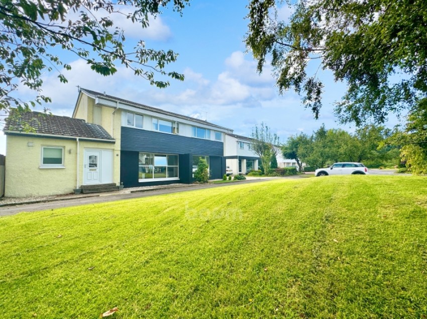 Images for 1 Garpel Way, Lochwinnoch, Renfrewshire, PA12 4ED, UK