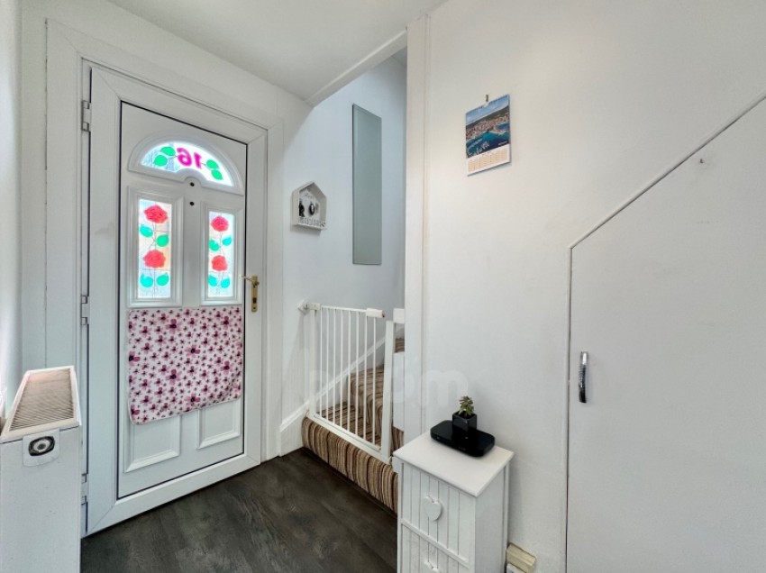 Images for 16 Larch Terrace, Beith, Ayrshire, KA15 1EH, UK