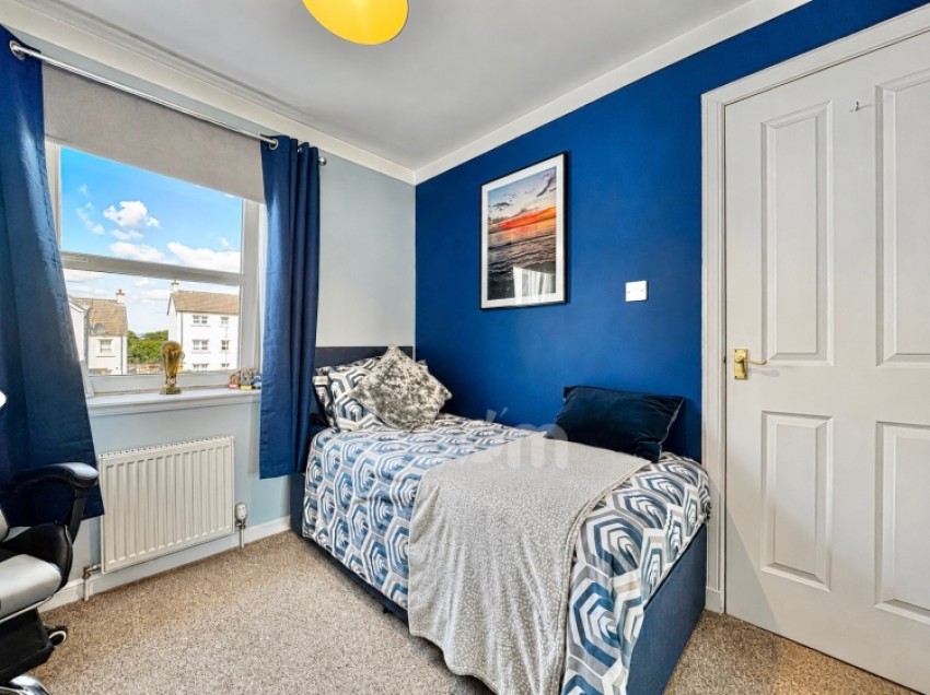 Images for 73 Kirkfield Gardens, Renfrew, Renfrewshire, PA4 8JA, UK