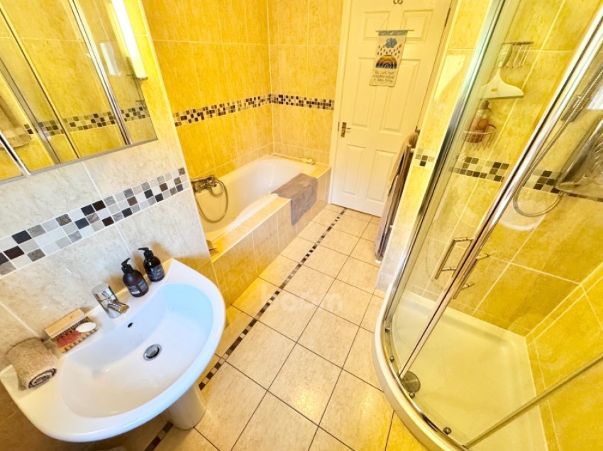 Images for 40a Glebe Road, Beith, Ayrshire, KA15 1EZ, UK
