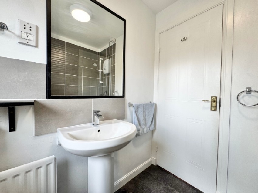 Images for 24 Linister Crescent, Howwood, Johnstone, Renfrewshire, PA9 1DS, UK