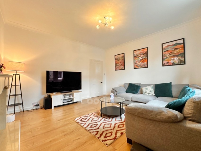 Images for 1/L 68 Main Street, Kilbirnie, Ayrshire, KA25 7AA, UK