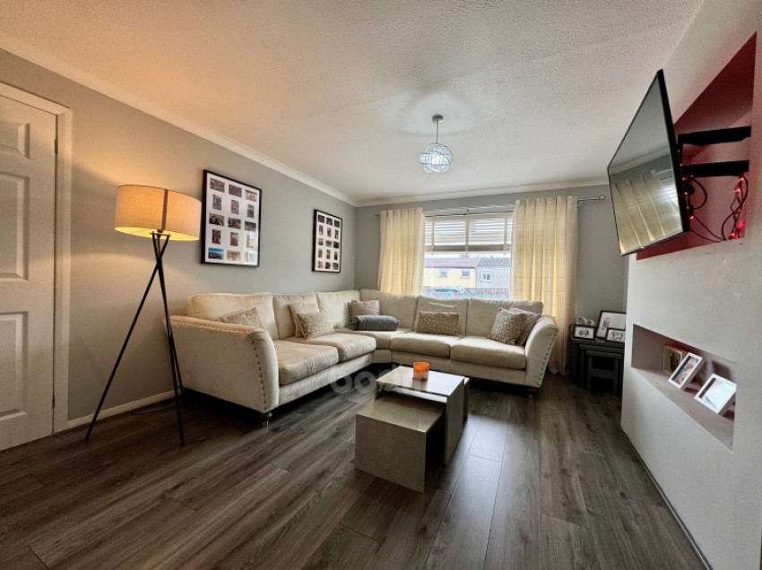 Images for 56 Irvine Drive, Linwood, Paisley, Renfrewshire, PA3 3TB, UK