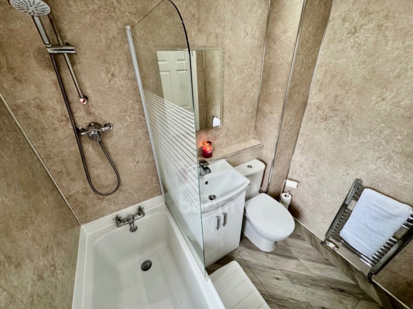 Images for 56 Irvine Drive, Linwood, Paisley, Renfrewshire, PA3 3TB, UK