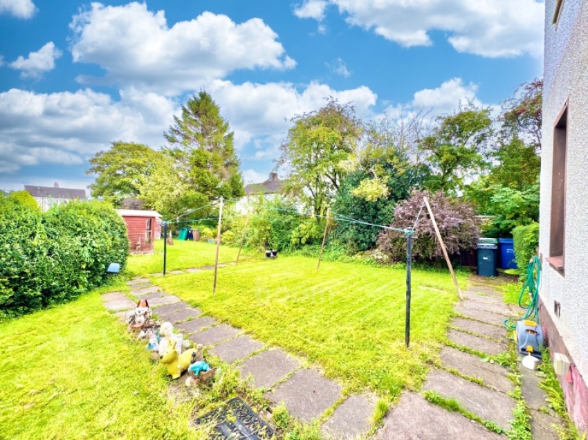 Images for 35 Fulwood Avenue, Linwood, Paisley, Renfrewshire, PA3 3HH, UK