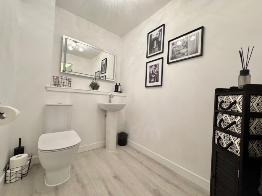 Images for 41 Auldlea Gardens, Beith, Ayrshire, KA15 2EP, UK