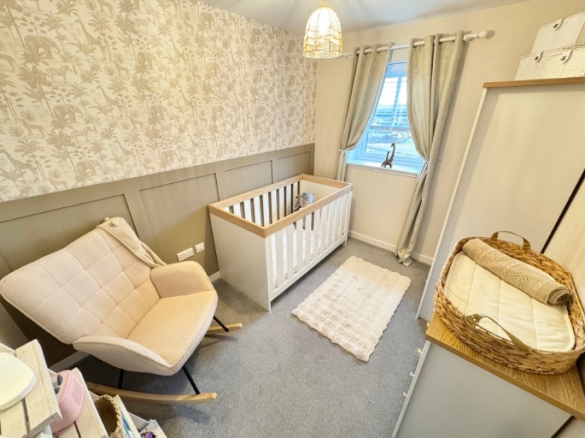 Images for 41 Auldlea Gardens, Beith, Ayrshire, KA15 2EP, UK