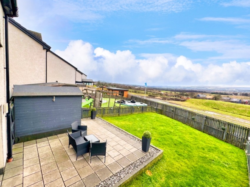 Images for 41 Auldlea Gardens, Beith, Ayrshire, KA15 2EP, UK