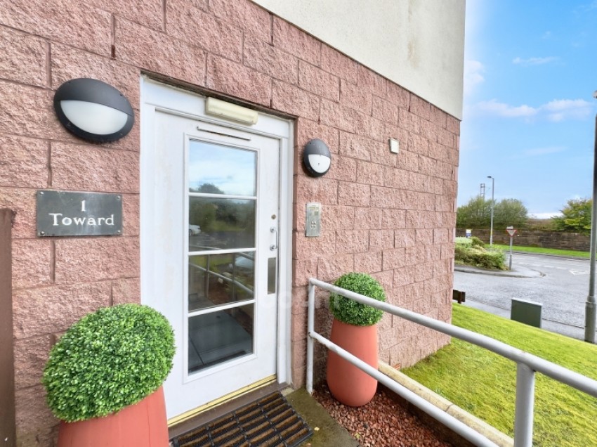 Images for Flat 2 Toward, 1 Greenock Road, Wemyss Bay, Renfrewshire, PA18 6DT, UK