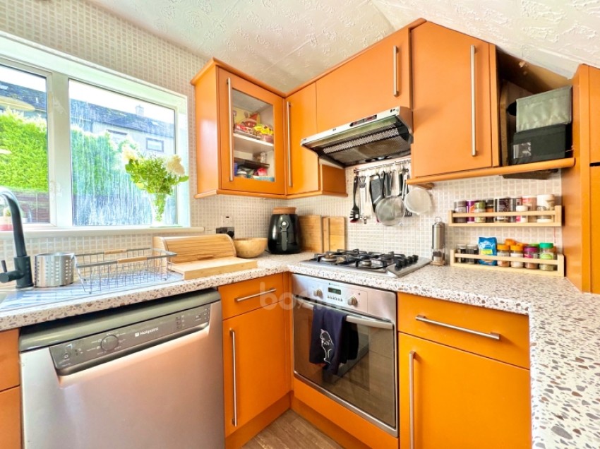 Images for 17 Roaden Avenue, Paisley, Renfrewshire, PA2 0AT, UK