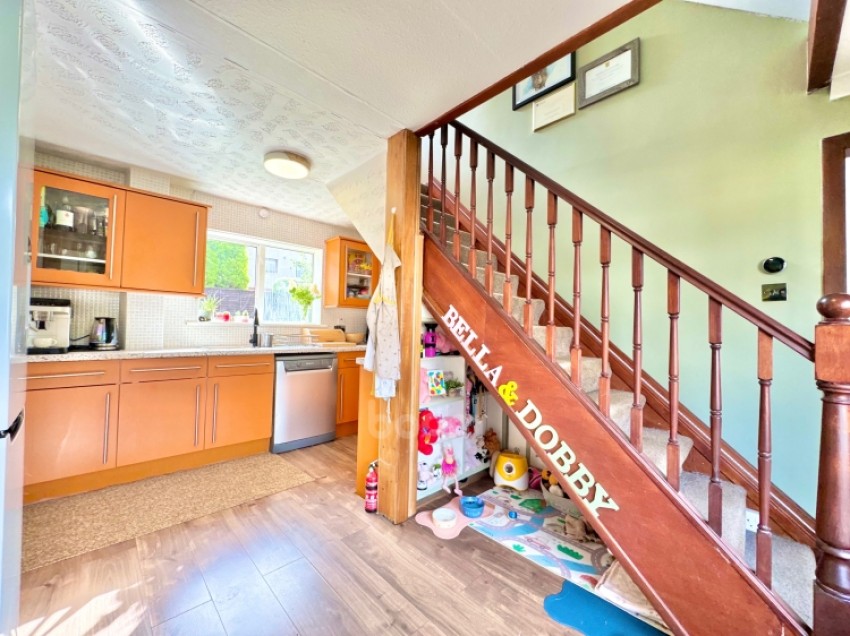 Images for 17 Roaden Avenue, Paisley, Renfrewshire, PA2 0AT, UK