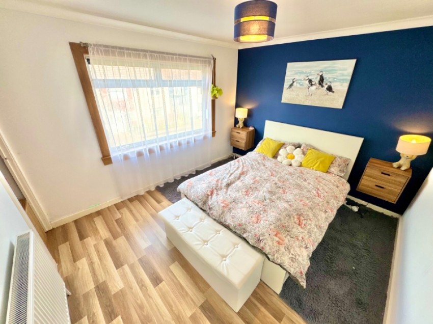Images for 17 Roaden Avenue, Paisley, Renfrewshire, PA2 0AT, UK