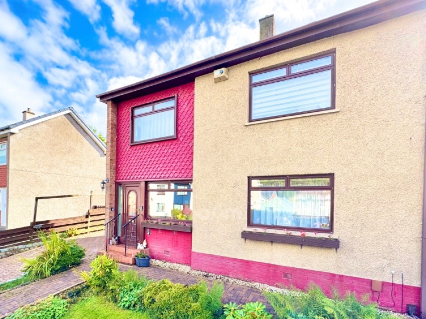 Images for 17 Roaden Avenue, Paisley, Renfrewshire, PA2 0AT, UK