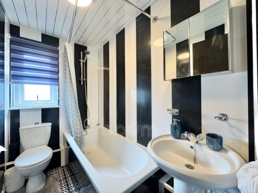 Images for 2 Maxwell Court, Beith, Ayrshire, KA15 1DP, UK