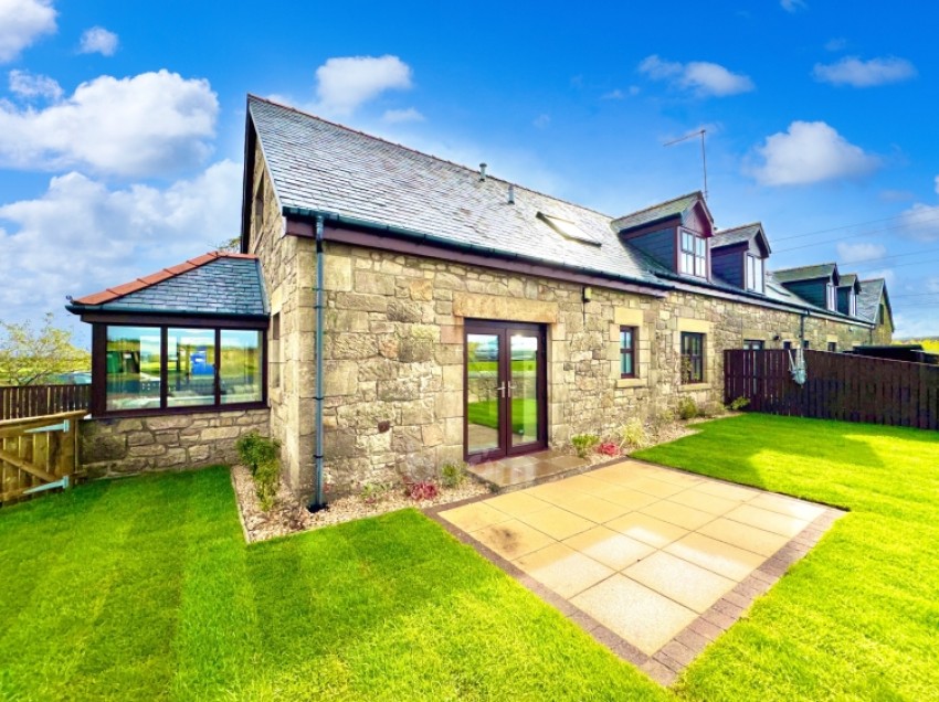 Images for 9 West Fulton Cottages Craigends Road, Houston, Johnstone, Renfrewshire, PA6 7FZ, UK