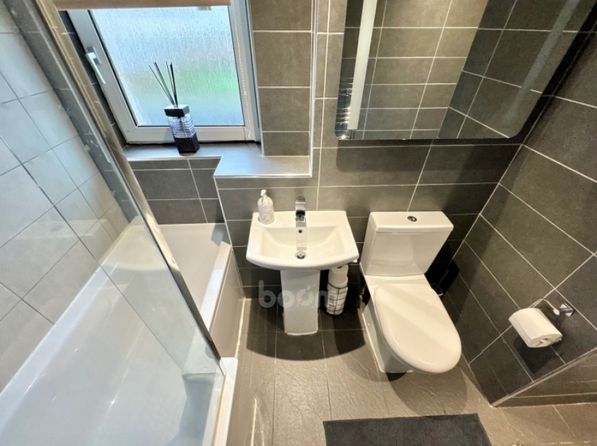 Images for 76 Stirling Drive, Linwood, Paisley, Renfrewshire, PA3 3LW, UK