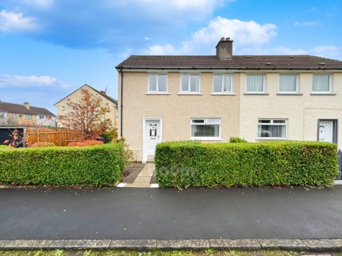 View Full Details for 4 Braemount Avenue, Paisley, Renfrewshire, PA2 8QQ, UK