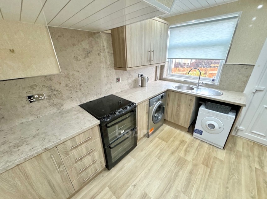 Images for 4 Braemount Avenue, Paisley, Renfrewshire, PA2 8QQ, UK