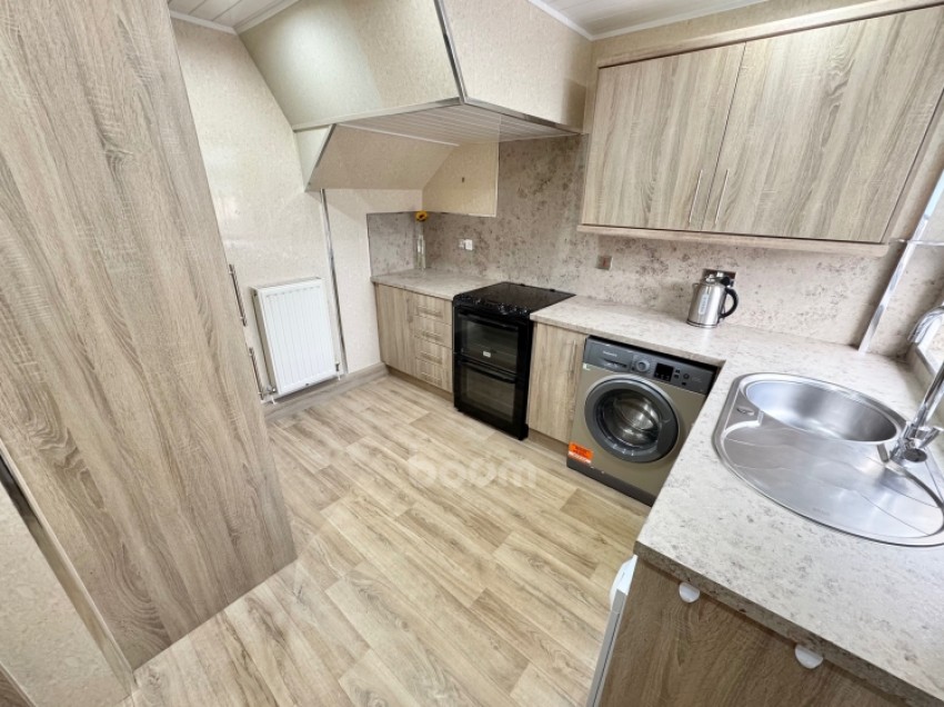 Images for 4 Braemount Avenue, Paisley, Renfrewshire, PA2 8QQ, UK