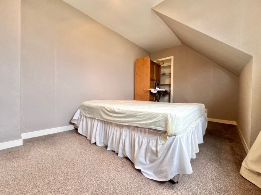 Images for 1 Beech Avenue, Elderslie, Johnstone, Renfrewshire, PA5 9LF, UK