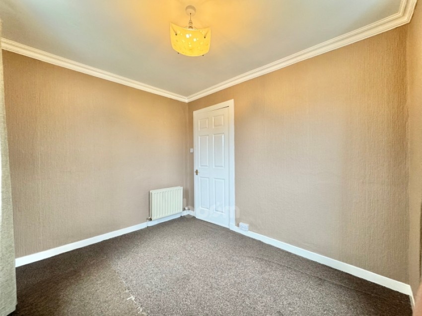 Images for 1 Beech Avenue, Elderslie, Johnstone, Renfrewshire, PA5 9LF, UK