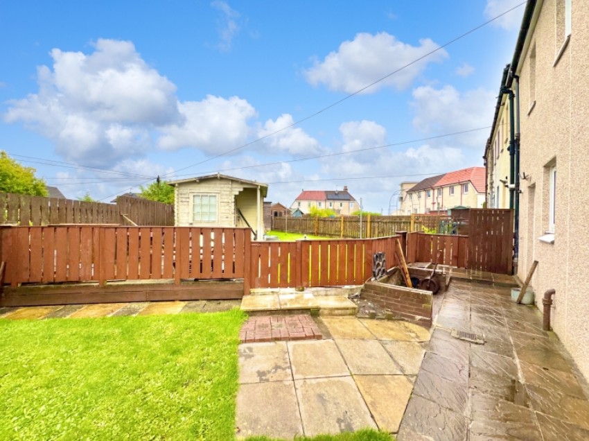 Images for 1 Beech Avenue, Elderslie, Johnstone, Renfrewshire, PA5 9LF, UK