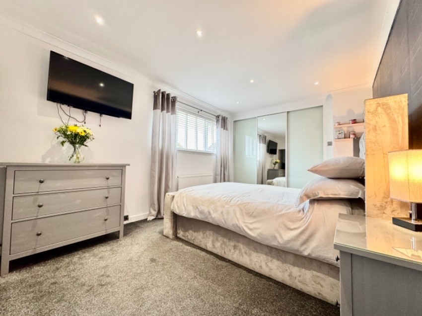 Images for 37 Thorntree Avenue, Beith, Ayrshire, KA15 2EE, UK