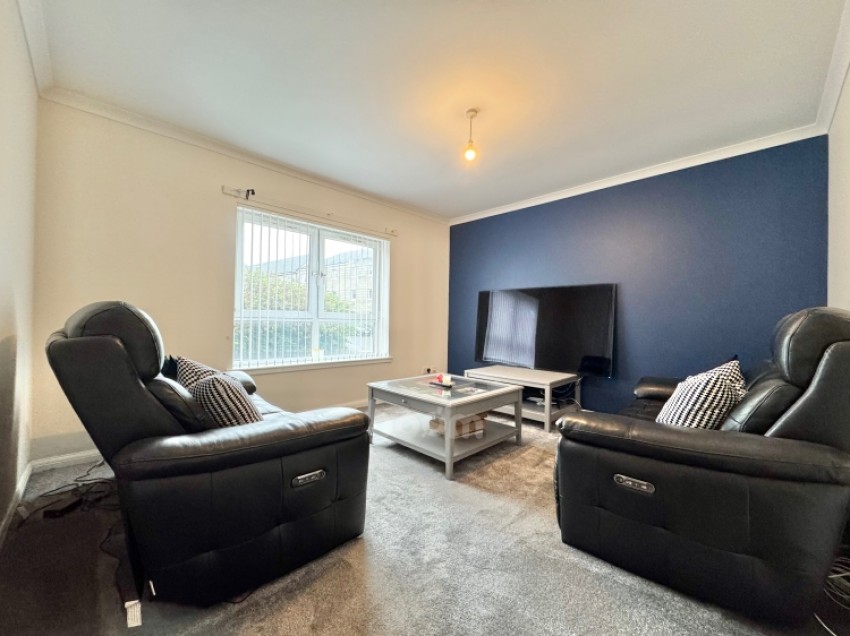 Images for Flat 0/1 1 Williamson Place, Johnstone, Renfrewshire, PA5 9DW, UK