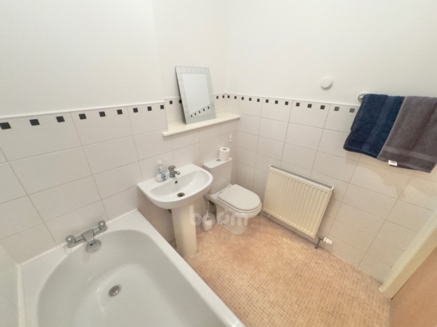 Images for Flat 0/1 1 Williamson Place, Johnstone, Renfrewshire, PA5 9DW, UK