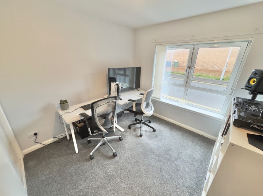Images for Flat 0/1 1 Williamson Place, Johnstone, Renfrewshire, PA5 9DW, UK