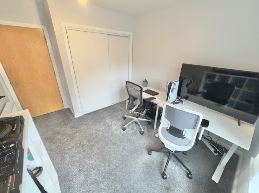 Images for Flat 0/1 1 Williamson Place, Johnstone, Renfrewshire, PA5 9DW, UK